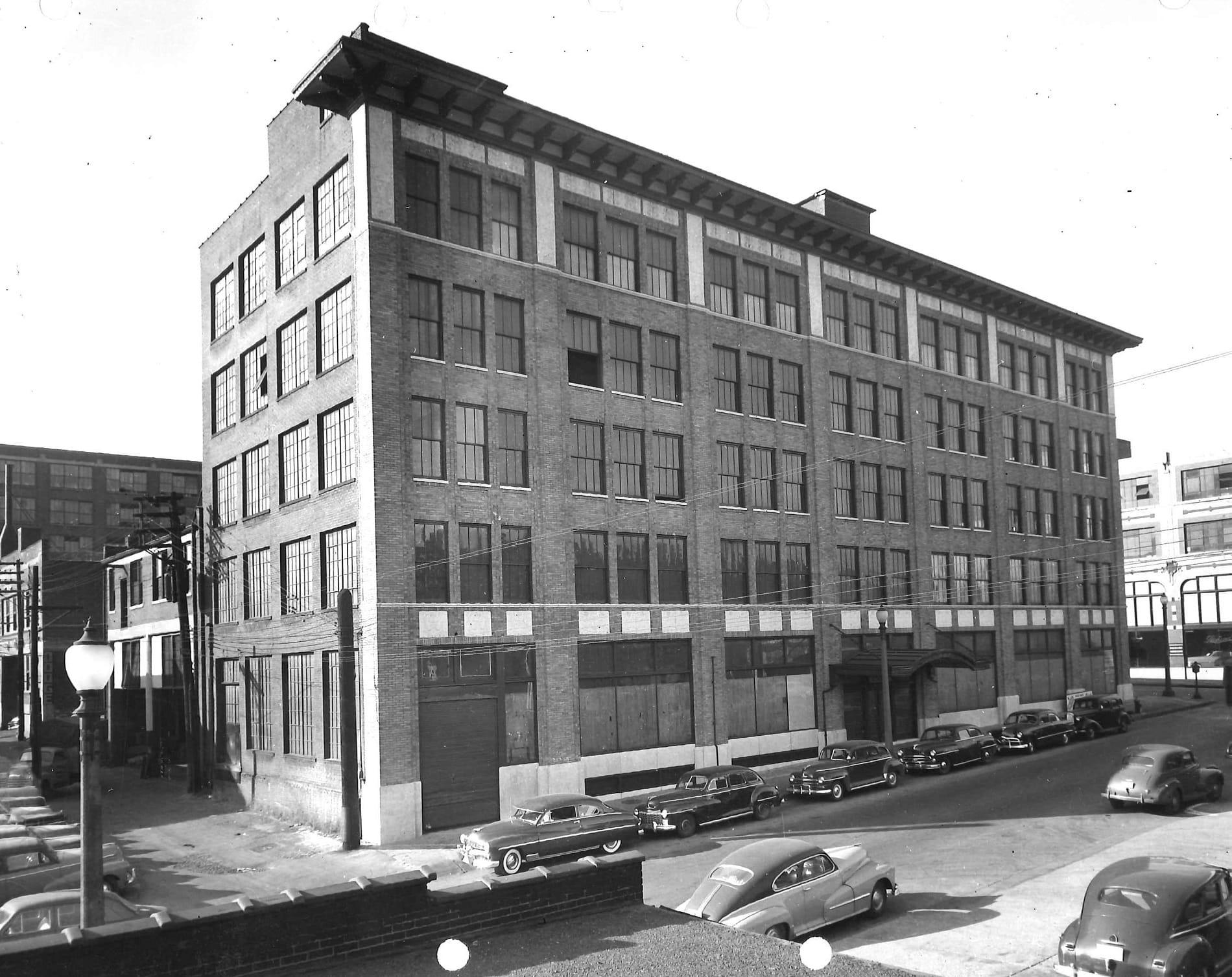 In 1943 the Army Air Force leased the Midwest Terminal Building, now known as the Globe Building, on Tucker Boulevard for producing aeronautical charts. Photo courtesy of the NGA Historical Research Center.